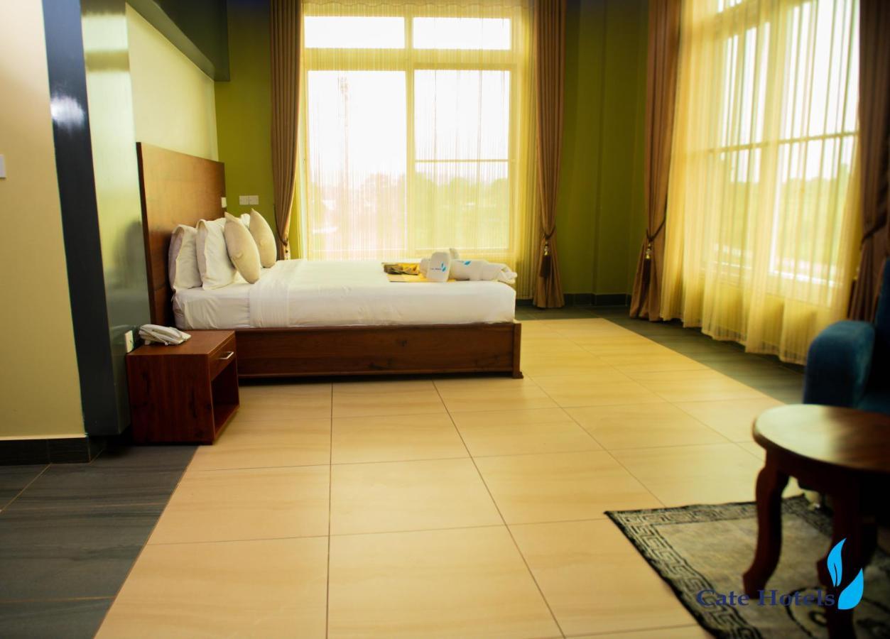 Cate Hotel Morogoro Esterno foto